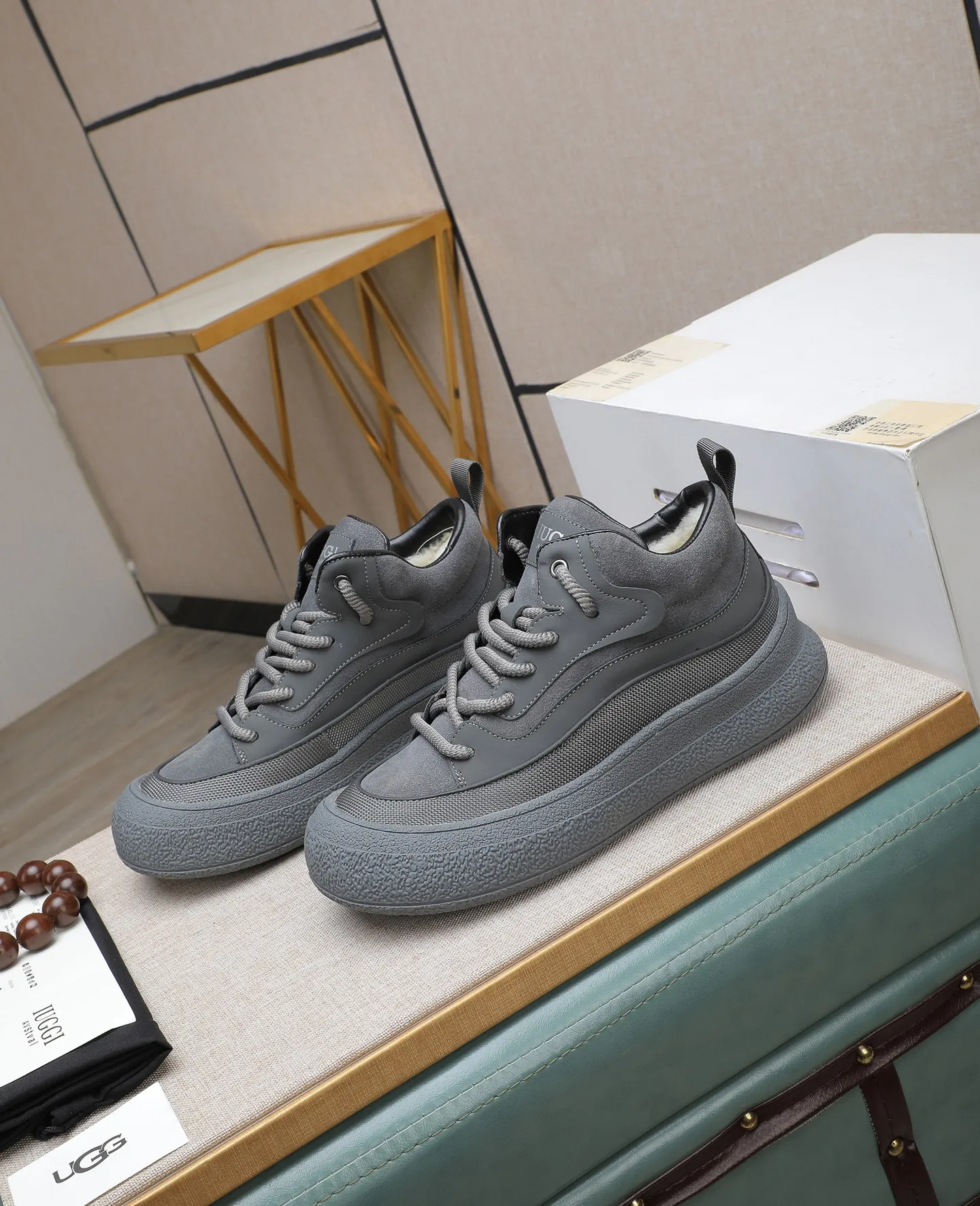 Men's shoes 💰660 IUGGI new retro presbyopia men's shoes, casual and versatile, full of high-end sense, fashionable, luxury and personalized style, joint style, retro presbyopia factor, full of handsome style, first layer suede cowhide, lining wool, rubber outsole, light and non-slip size: 39-44